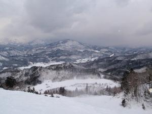 土曜日は三川温泉スキー場へ行ってきました☆